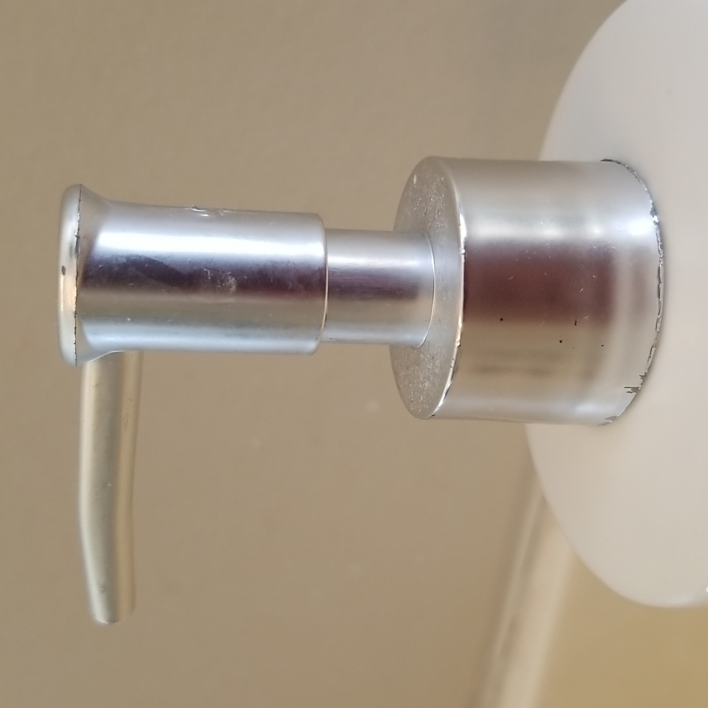 Hand Soap Pump/Dispenser - Picture 3 of 7